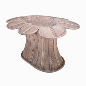 Mesa de comedor vintage ovalada de bambú y ratán, años 80