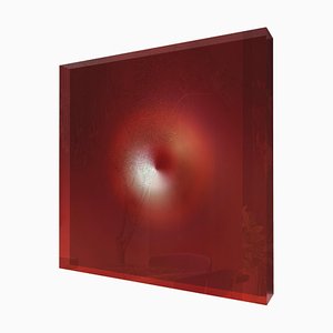 Paul Gallaud, acrílico Osmose Solaire Rouge, 2024, vidrio acrílico e inyección de tinta
