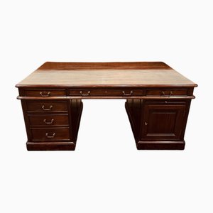 Large English Classic Desk