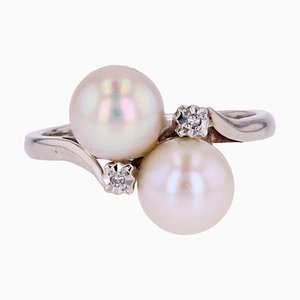 French Cultured Pearls Diamonds 18 Karat White Gold You and Me Ring, 1970s