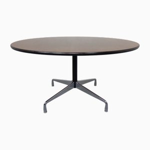 Tavolo da pranzo rotondo segmentato di Charles & Ray Eames per Herman Miller, anni '60