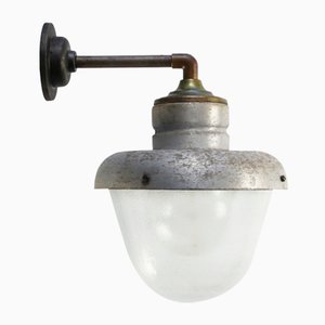 Vintage Wandleuchte aus Messing & Milchglas