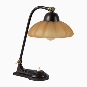 Art Deco Tischlampe aus patiniertem Messing & Havannaglas, Schweden 1930er