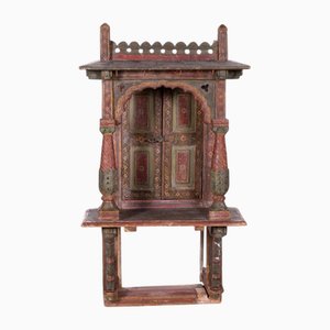 Temple Indien Ancien en Bois de Teck avec Décor et Peintures Sculptés à la Main