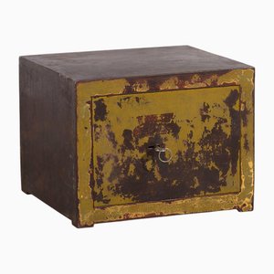 Antiker Safe mit grüner Patina, 1920er