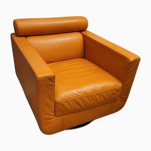 Natuzzi Suad Modell Drehsessel aus Orangefarbenem Leder, Italien, 1990er