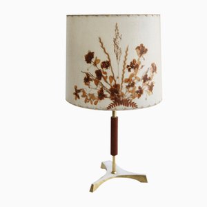 Dreibeinige Tischlampe aus Teak & Messing mit Krähenfuß aus Teak von Kalmar, 1960er