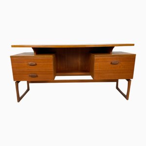 Bureau Vintage par Victor Wilkins de G-Plan, 1960s