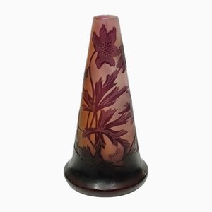 Jarrón Soliflore Art Nouveau Anémones of Alpes de Emile Galle, Francia, década de 1900