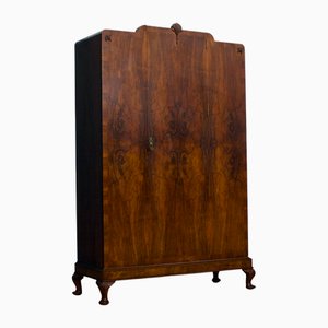 Britischer Art Deco Kleiderschrank aus Wurzelholz, 1930er