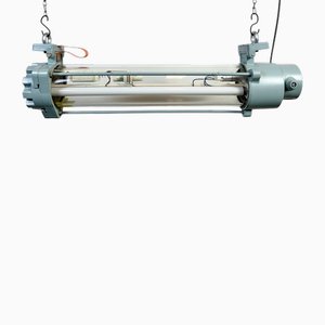Lampada fluorescente industriale di Leuchtenbau Wittenberg, Germania dell'Est, anni '80