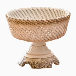 Cesta trenzada calada del siglo XIX de Bassano, 1860