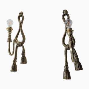 Lámparas de pared Hollywood Regency vintage grandes de latón con borlas de Valenti, España, años 70. Juego de 2