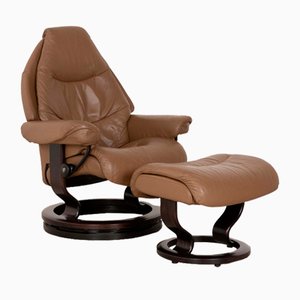 Set of Voyager Lounge Chair and Stool in Taupe Leather from Stressless
