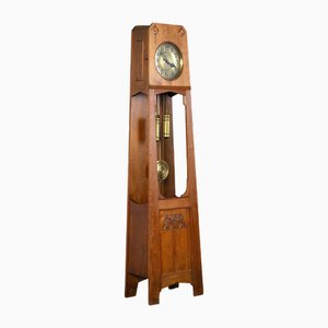 Standuhr im Jugendstil von Gustav Becker