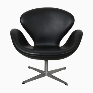Vintage Swan Chair in Black Leather by Arne Jacobsen, 1960s