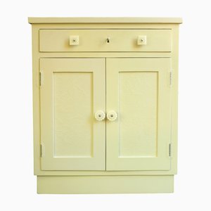 Kleiner Schrank von Habitat Improver