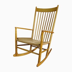 Mecedora J16 de Hans J. Wegner para Fredericia, años 70