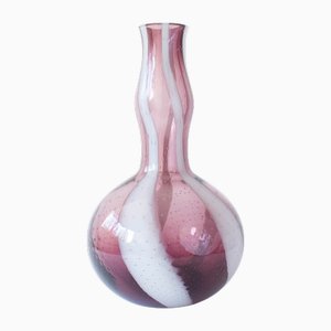 Vaso in vetro viola e bianco di Marinha Grande, anni '60