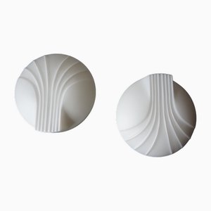 Lámparas de pared Mussel Art Déco de vidrio opalino de Egon Hillebrand para Hillebrand Leuchten, años 60. Juego de 2