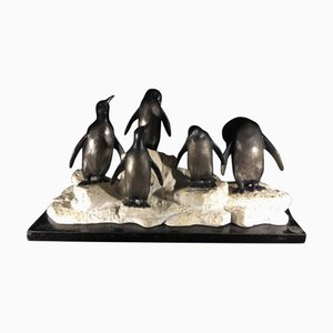 Art Deco Pinguine Skulptur aus lackiertem Metall & Terrakotta, 1930er