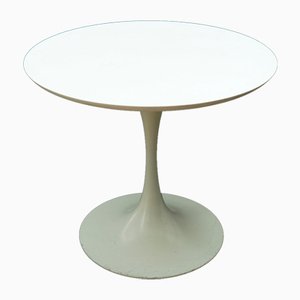 Table d'Appoint Vintage Blanche avec Socle en Trompette par Maurice Burke pour Arkana, 1960s