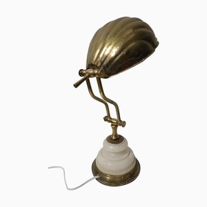 Lampada a conchiglia in ottone con base in marmo, anni '20