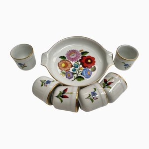 Cendrier et Verres à Shot Kalocsa Vintage Folk Art Peints à la Main, Hongrie, 1970s, Set de 7