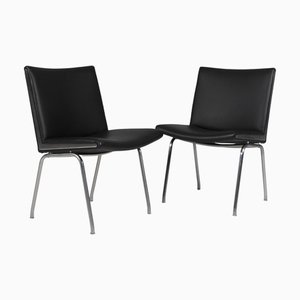 Chaises Airport Modèle AP38 en Cuir Noir attribuées à Hans J. Wegner pour AP Stolen