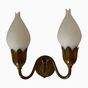 Lampada da parete Tulip in ottone di Jo Hammeborg per Fog & Morup, Danimarca, anni '60