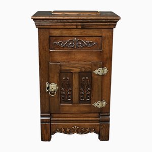 Small Cooler in Oak