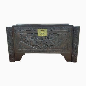 Cajonera asiática en madera de teca y alcanfor