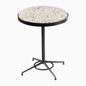 Praga Round Table by Mambo