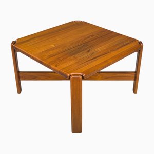 Niels Bach zugeschriebener dänischer Couchtisch aus Teak, 1960er