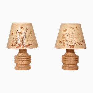 Skandinavische Tischlampen aus Kiefernholz mit floralem Schirm, 1960er, 2er Set