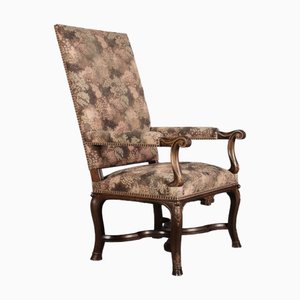 Silla barroca antigua con tallado, 1880