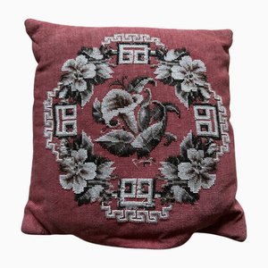 Coussin Biedermeier avec Broderie de Perles en Grisaille