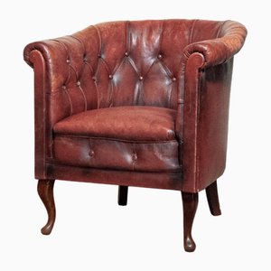 Schwedischer Chesterfield Club Chair aus getuftem Leder mit Cabriole Beinen, 1930er
