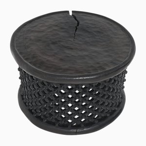 Mesa de centro negra redonda tallada a mano, Camerún, África