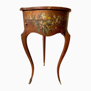 Tavolo a forma di cuore di Escalier de Cristal