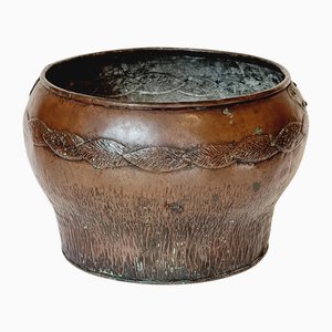 Schwedischer Jugendkupfer Übertopf mit Dekor, Frühe 1900er