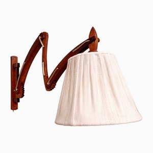 Skandinavische Scherenwandlampe aus Teak, 1960er