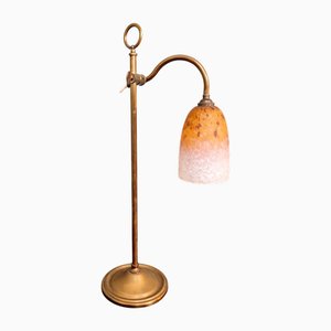 Lampada da scrivania Art Déco in ottone e vetro satinato di Charles Schneider, anni '20