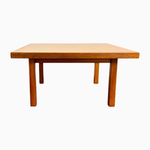 Mesa de centro de roble de Hans J. Wegner para Getama, años 60