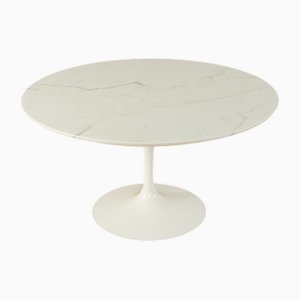 Tulip Table by Eero Saarinen from Knoll Inc. / Knoll International, 1950s