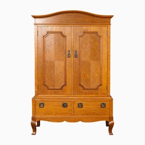 Vintage Cabinet in Oak & Pine