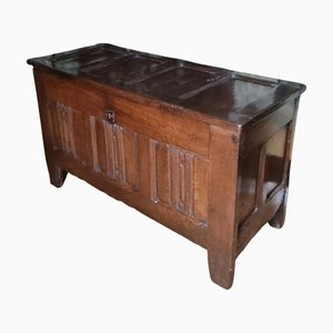 16th Century English Henry VIII Oak Linenfold Chest, 1540s
