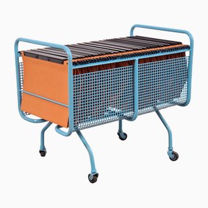 Chariot Vintage avec Porte-Revues dans le style de Mathieu Matégot, 1960s