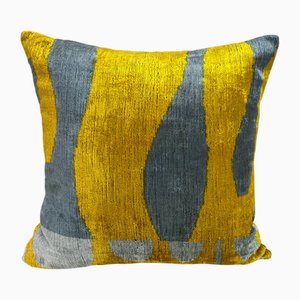 Federa in velluto di seta con design lucido, inizio XXI secolo