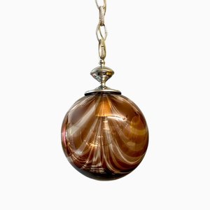 Braune Swirl Glass Globe Hängelampe von Marinha Grande, 1990er